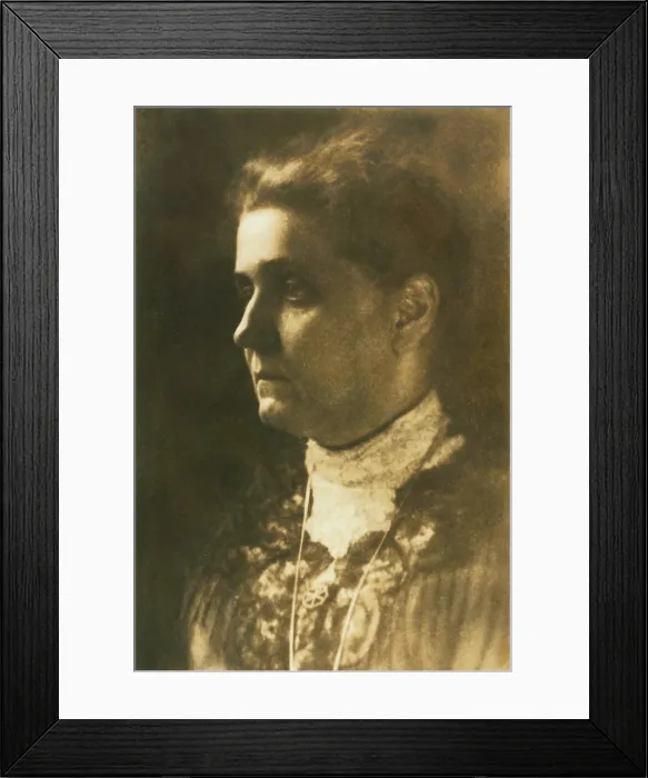 Framed Print : Jane Addams of Hull House, American social worker and peace activist, c. 1900 Framed Print : Jane Addams of Hull House, American social worker and peace activist, c. 1900