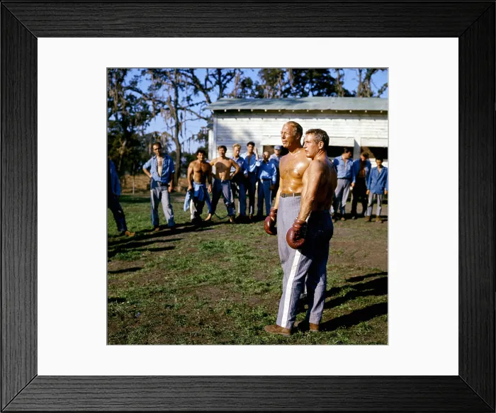 Framed Print : COOL HAND LUKE, George Kennedy, Paul Newman, 1967