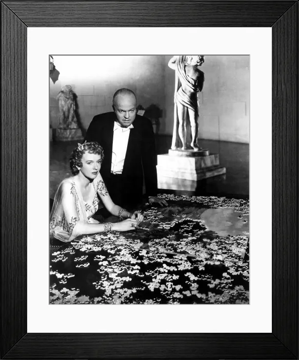 Framed Print : CITIZEN KANE, Dorothy Comingore, Orson Welles, 1941 Framed Print : CITIZEN KANE, Dorothy Comingore, Orson Welles, 1941