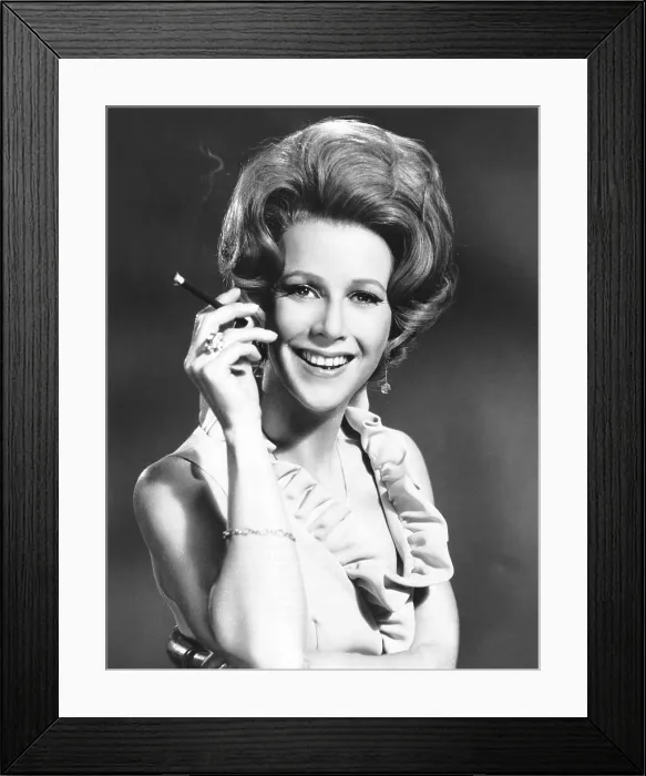 Framed Print : THE SPLIT, Julie Harris, 1968