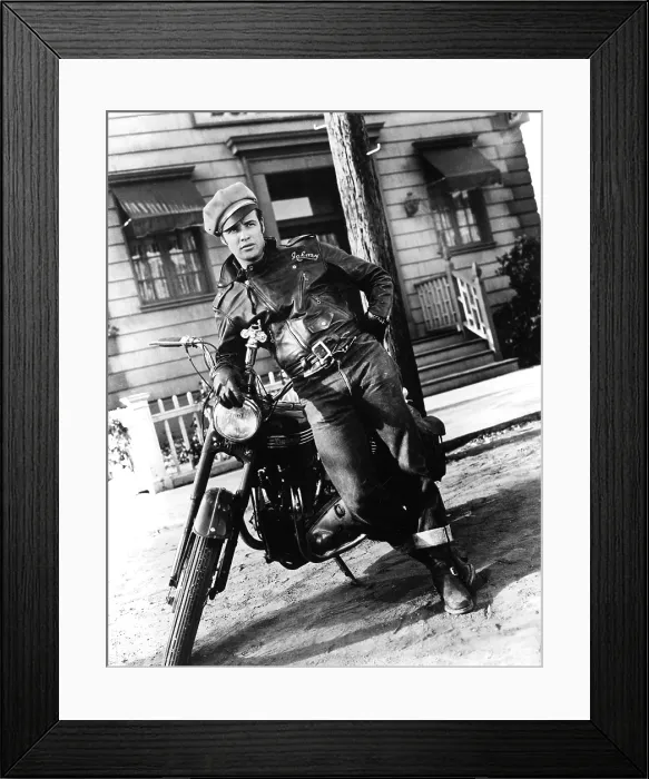 Framed Print : THE WILD ONE, Marlon Brando, 1953 Framed Print : THE WILD ONE, Marlon Brando, 1953