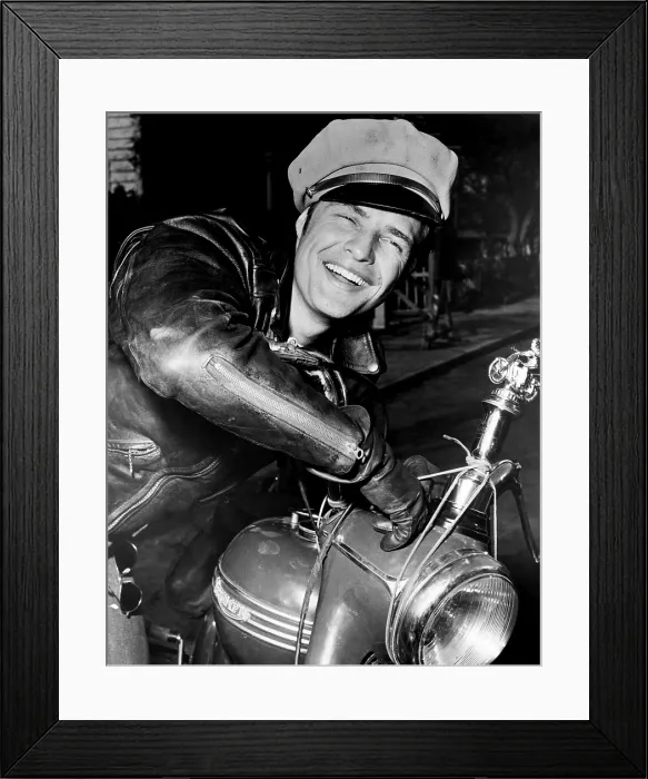 Framed Print : THE WILD ONE, Marlon Brando, 1954 Framed Print : THE WILD ONE, Marlon Brando, 1954