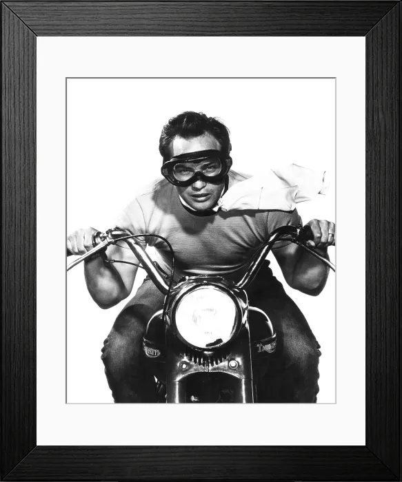 Framed Print : THE WILD ONE, Marlon Brando, 1953