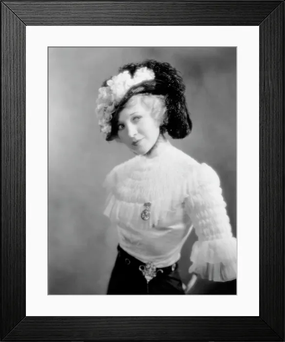 Framed Print : THE SPOILERS, Betty Compson, 1930 Framed Print : THE SPOILERS, Betty Compson, 1930
