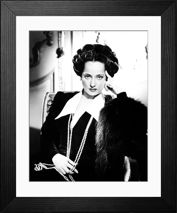 Framed Print : A SONG TO REMEMBER, Merle Oberon, 1945 Framed Print : A SONG TO REMEMBER, Merle Oberon, 1945
