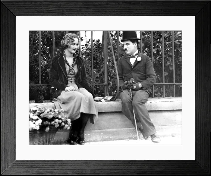 Framed Print : CITY LIGHTS, Virginia Cherrill, Charlie Chaplin, 1931 Framed Print : CITY LIGHTS, Virginia Cherrill, Charlie Chaplin, 1931