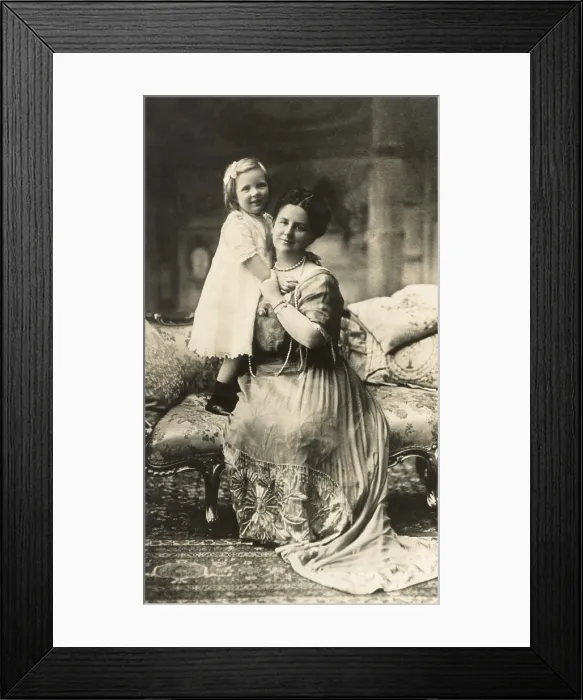 Framed Print : Queen Wilhelmina of the Netherlands and her daughter, the future Queen Juliana, in 1913 (BSLOC_2018_3_35) Framed Print : Queen Wilhelmina of the Netherlands and her daughter, the future Queen Juliana, in 1913 (BSLOC_2018_3_35)