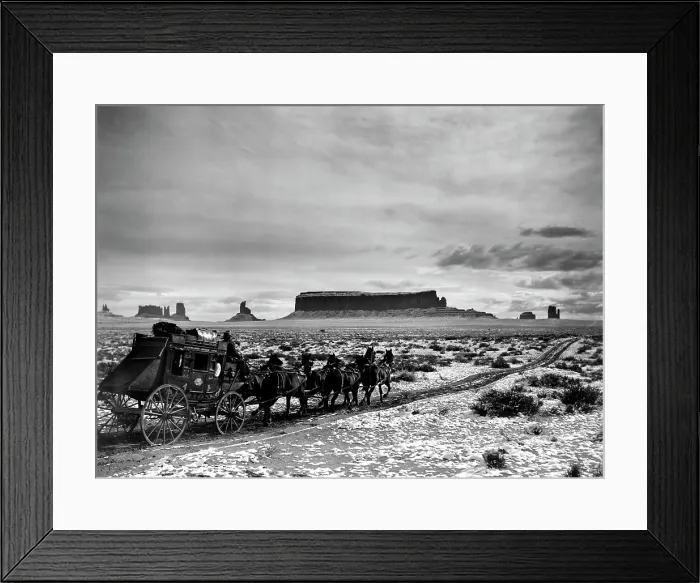 Framed Print : STAGECOACH, 1939. TM and Copyright 20th Century Fox Film Corp. All rights reserved. Courtesy: Everett Collection