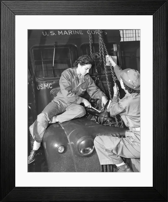 Framed Print : Women Marines lower a reconditioned engine back in place in a Marine Corps bus in 1943