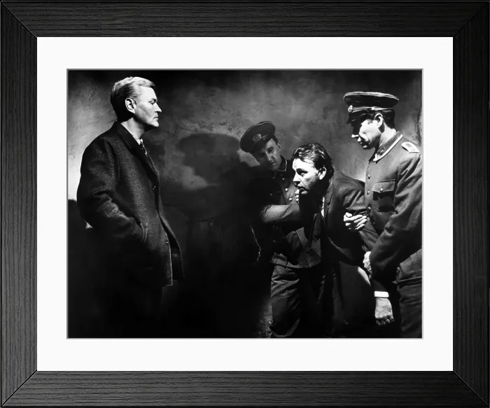 Framed Print : THE SPY WHO CAME IN FROM THE COLD, Peter Van Eyck (l.) Richard Burton, 1965