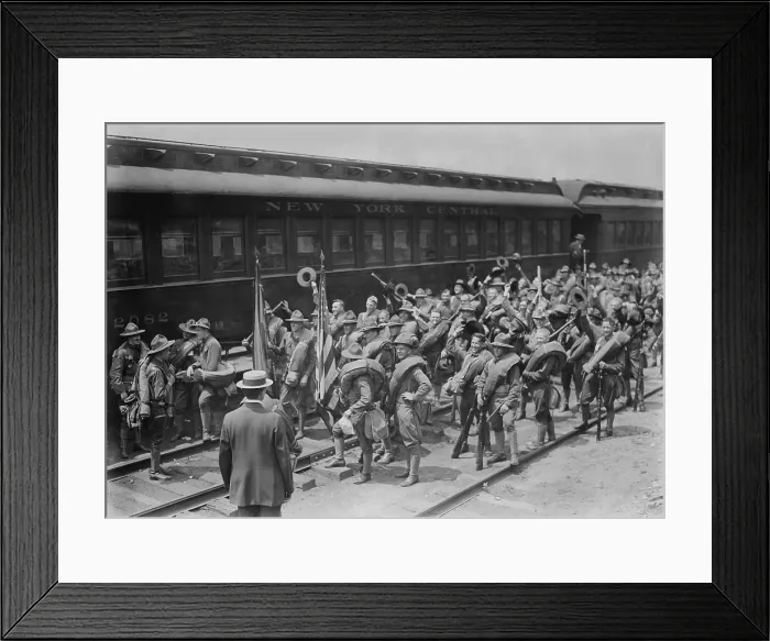 Framed Print : 71st New York Infantry boarding a train for the Mexico border on June 26, 1916