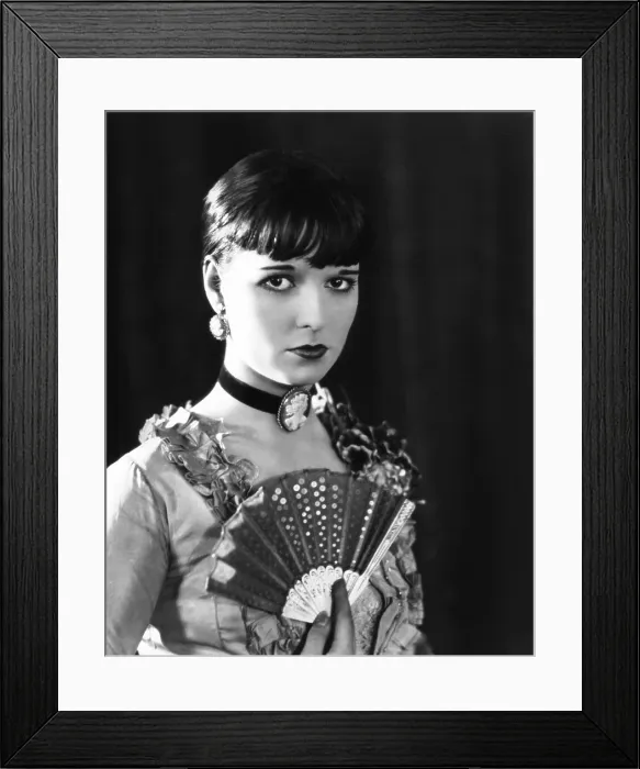 Framed Print : THE SPANIARD, Louise Brooks, 1925 Framed Print : THE SPANIARD, Louise Brooks, 1925