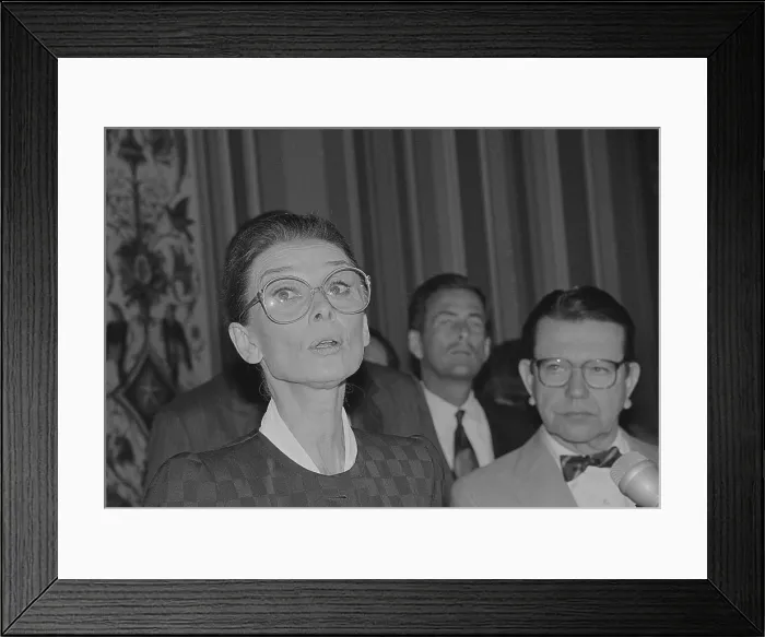 Framed Print : UNICEF spokeswoman Audrey Hepburn and Sen. Paul Simon speaking about famine in Somalia. June 4, 1991 in Washington, D.C. The civil war caused famine attracted much media and U.S Framed Print : UNICEF spokeswoman Audrey Hepburn and Sen. Paul Simon speaking about famine in Somalia. June 4, 1991 in Washington, D.C. The civil war caused famine attracted much media and U.S