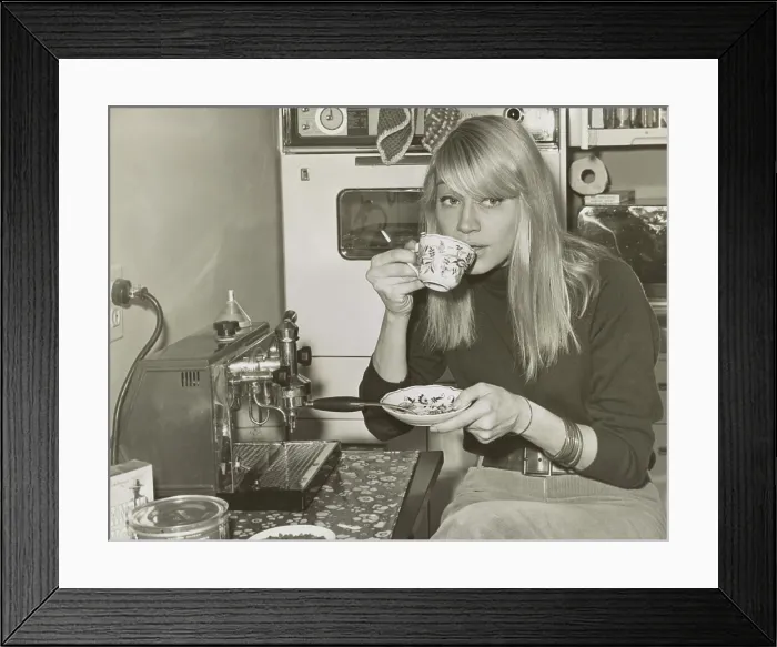 Framed Print : Mary Travers, member of the folk music group Peter, Paul and Mary in her New York City kitchen. Nov. 17. 1965