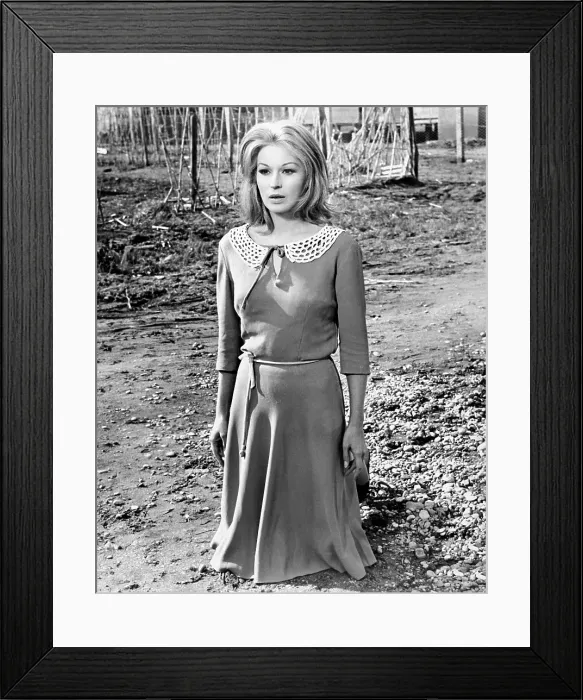 Framed Print : THE WITCHES, (aka LE STREGHE), Silvana Mangano, 1967