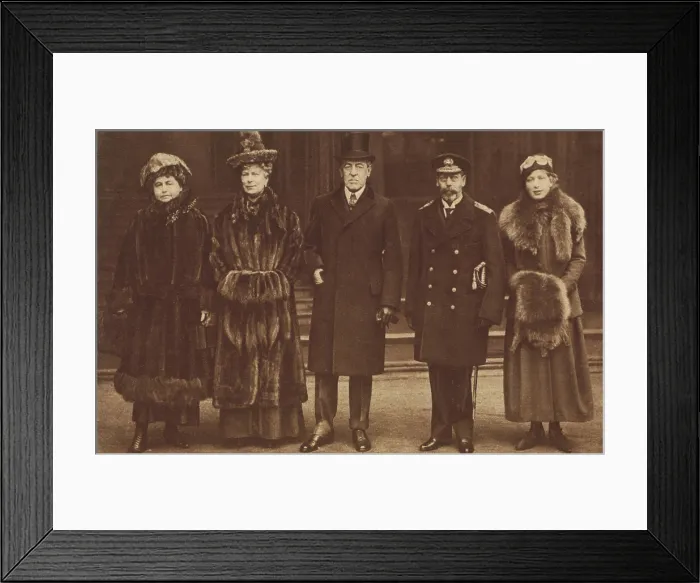 Framed Print : President and Mrs. Wilson at Buckingham Palace, London with the King and Queen of England. L-R: Edith Wilson, Queen Mary, President Woodrow Wilson, King George V, Princess Mary Framed Print : President and Mrs. Wilson at Buckingham Palace, London with the King and Queen of England. L-R: Edith Wilson, Queen Mary, President Woodrow Wilson, King George V, Princess Mary