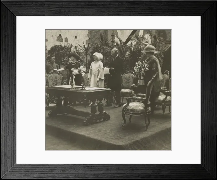 Framed Print : President Woodrow Wilson attend a memorial ceremony at the University of Louvain