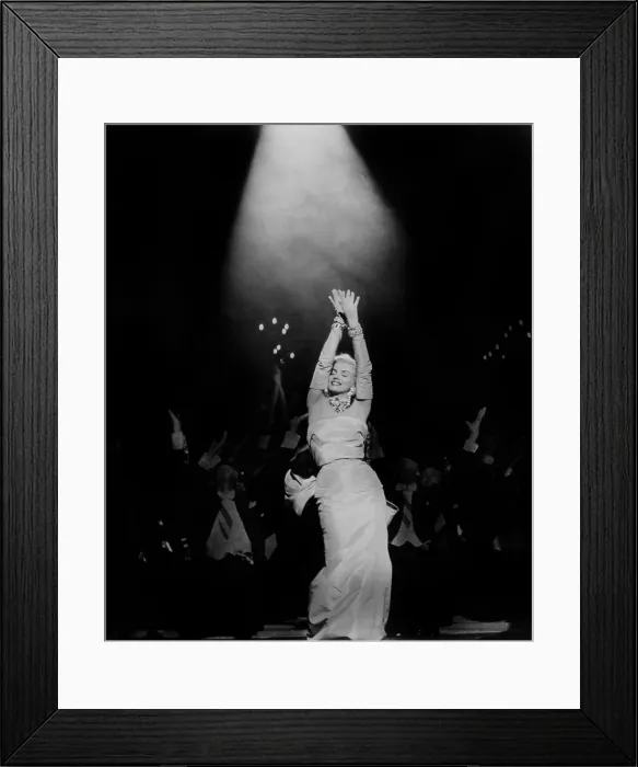 Framed Print : GENTLEMEN PREFER BLONDES, Marilyn Monroe, 1953 TM and Copyright (c) 20th Century-Fox Film Corp. All Rights Reserved Framed Print : GENTLEMEN PREFER BLONDES, Marilyn Monroe, 1953 TM and Copyright (c) 20th Century-Fox Film Corp. All Rights Reserved