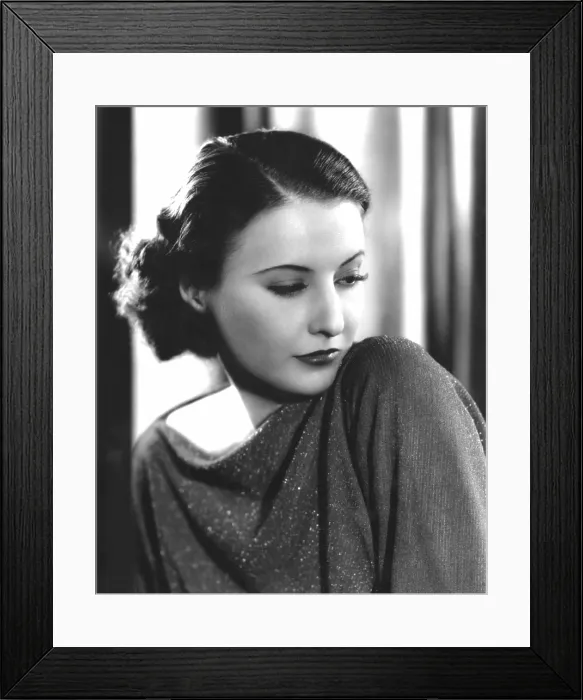 Framed Print : THE WOMAN IN RED, Barbara Stanwyck, 1935