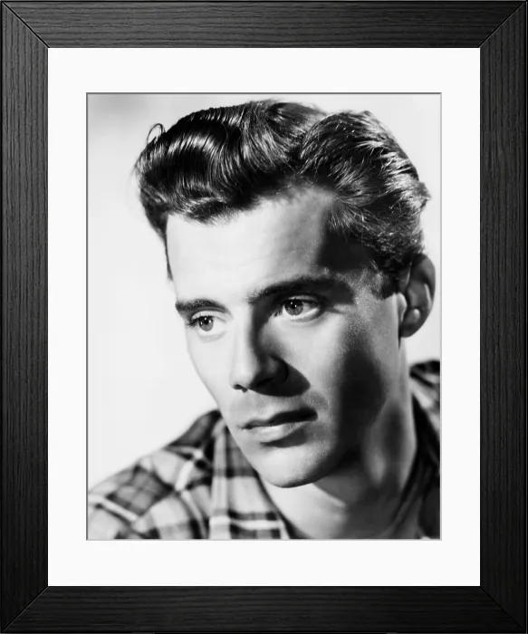 Framed Print : THE WOMAN IN QUESTION, (aka FIVE ANGLES ON MURDER), Dirk Bogarde, 1950 Framed Print : THE WOMAN IN QUESTION, (aka FIVE ANGLES ON MURDER), Dirk Bogarde, 1950