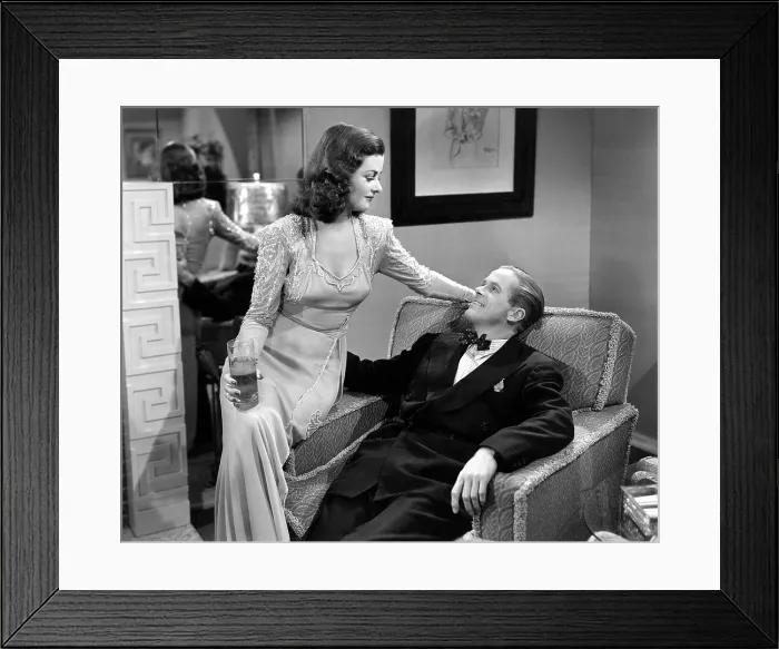Framed Print : THE WOMAN IN THE WINDOW, Joan Bennett, Dan Duryea, 1944 Framed Print : THE WOMAN IN THE WINDOW, Joan Bennett, Dan Duryea, 1944