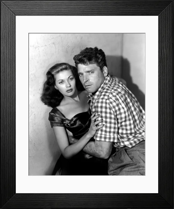 Framed Print : CRISS CROSS, Yvonne De Carlo, Burt Lancaster, 1949 Framed Print : CRISS CROSS, Yvonne De Carlo, Burt Lancaster, 1949