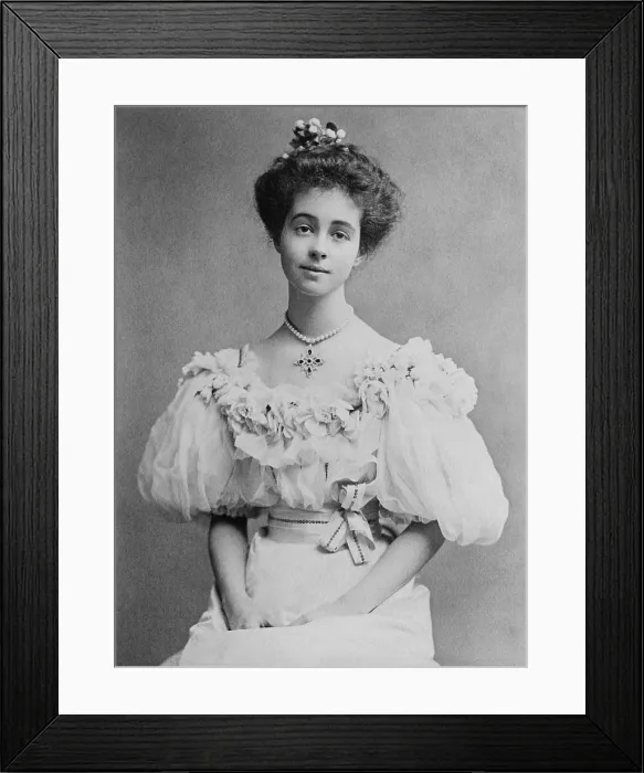Framed Print : Consuelo Vanderbilt was forced by her family into marriage to the 9th Duke of Marlborough in 1895 Framed Print : Consuelo Vanderbilt was forced by her family into marriage to the 9th Duke of Marlborough in 1895