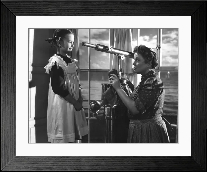 Framed Print : THE GHOST AND MRS. MUIR, Natalie Wood, Edna Best, 1947, TM and copyright 20th Century Fox Film Corp. All rights reserved  /  Courtesy: Everett Collection