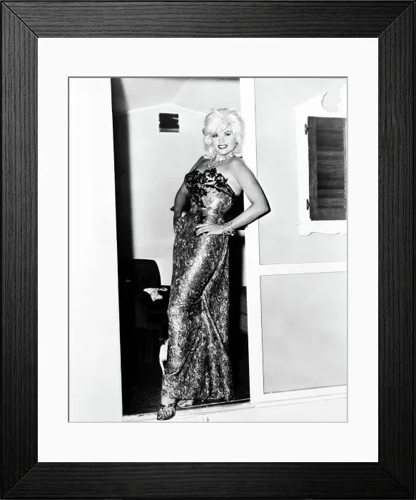 Framed Print : THE GEORGE RAFT STORY, Jayne Mansfield, on-set, 1961