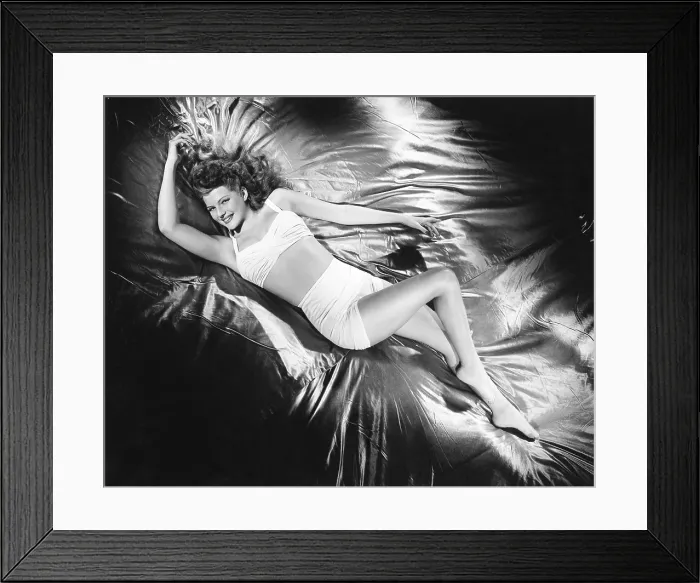 Framed Print : COVER GIRL, Rita Hayworth, 1944