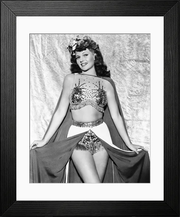 Framed Print : COVER GIRL, Rita Hayworth, 1944 Framed Print : COVER GIRL, Rita Hayworth, 1944