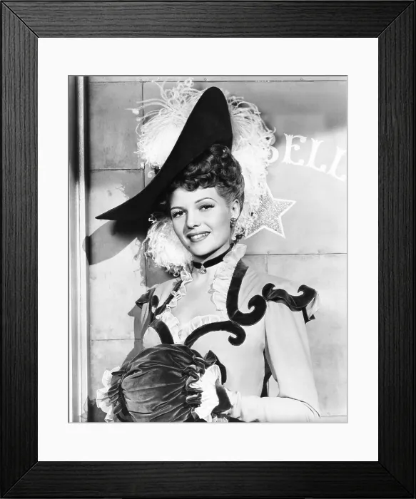Framed Print : COVER GIRL, Rita Hayworth, 1944