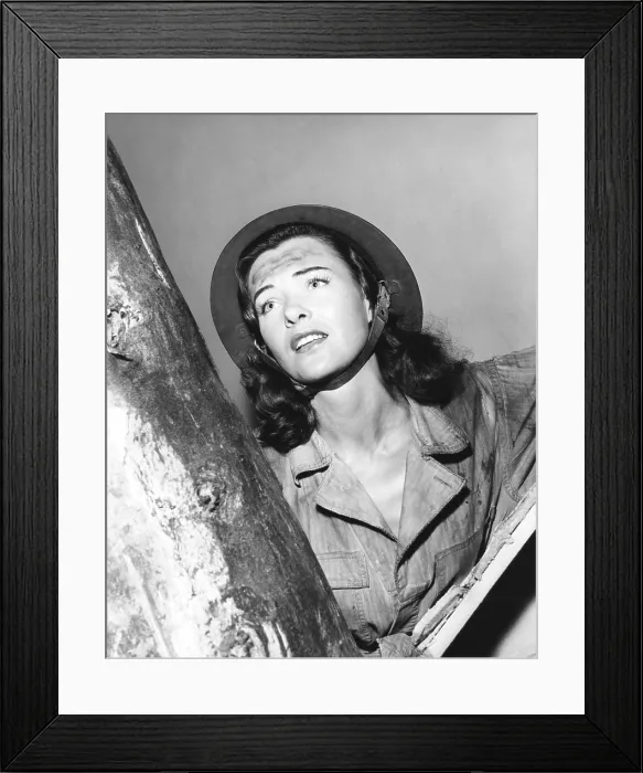 Framed Print : CRY HAVOC, Ella Raines, 1943 Framed Print : CRY HAVOC, Ella Raines, 1943
