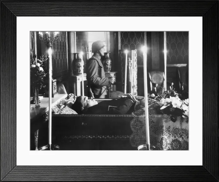 Framed Print : Austrian Chancellor, Engelbert Dollfuss, lies in state after his assassination on July 7, 1934