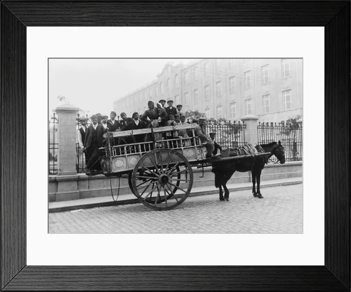 Framed Print : European Immigrants in horse-drawn wagon, Buenos Aires, Argentina. Ca. 1910 Framed Print : European Immigrants in horse-drawn wagon, Buenos Aires, Argentina. Ca. 1910
