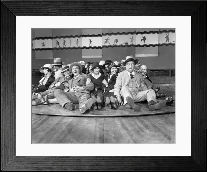 Framed Print : THE CROWD, James Murray, Eleanor Boardman, Estelle Clark, Bert Roach, 1928