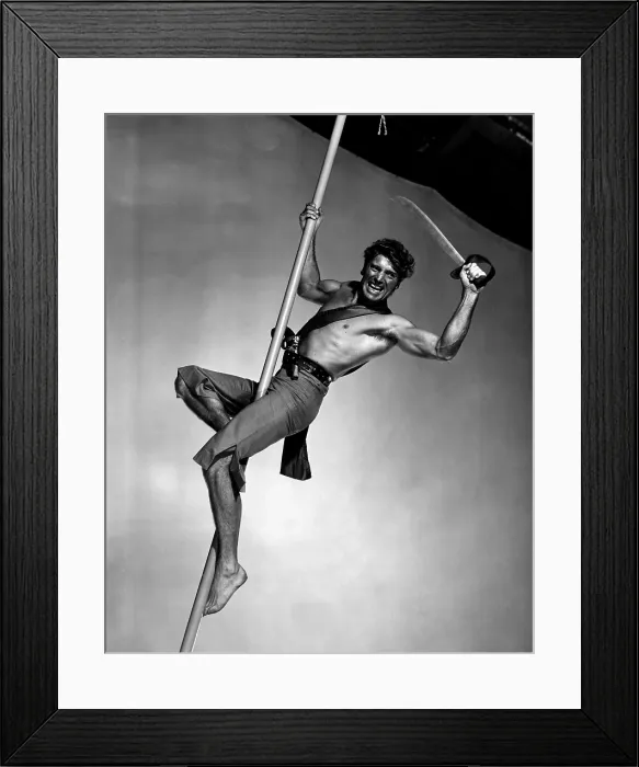Framed Print : THE CRIMSON PIRATE, Burt Lancaster, 1952