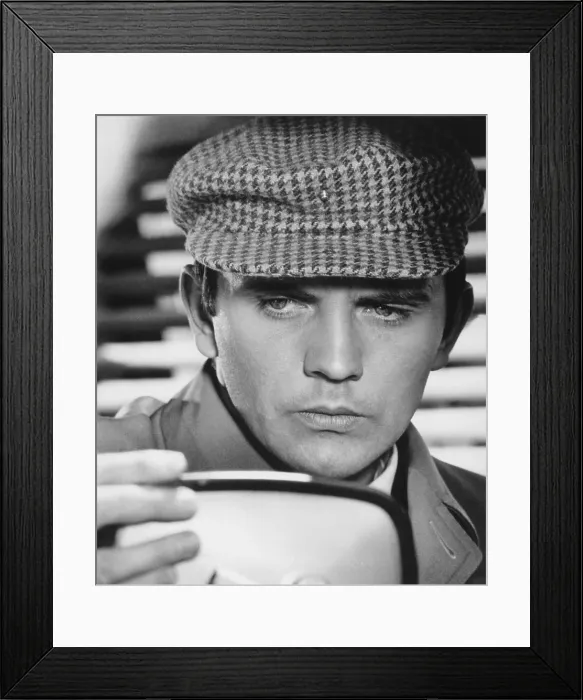 Framed Print : THE COLLECTOR, Terence Stamp, 1965 Framed Print : THE COLLECTOR, Terence Stamp, 1965