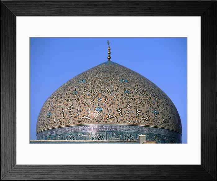 Framed Print : Dome of the Sheiykh Lutf Allah Mosque, 1601-1618, 17th Century, mixed technique - Detail