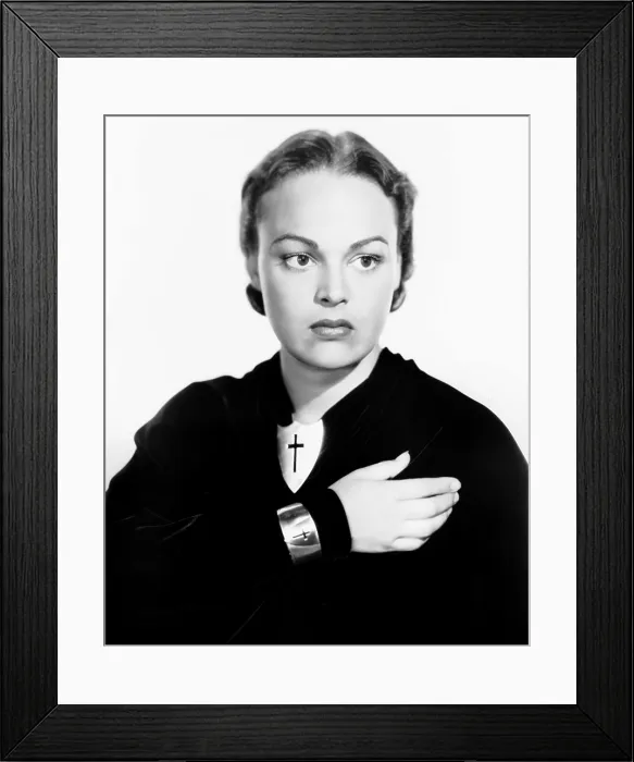 Framed Print : THE CRUSADES, Katherine DeMille, in jewelry designed by Travis Banton, 1935 Framed Print : THE CRUSADES, Katherine DeMille, in jewelry designed by Travis Banton, 1935