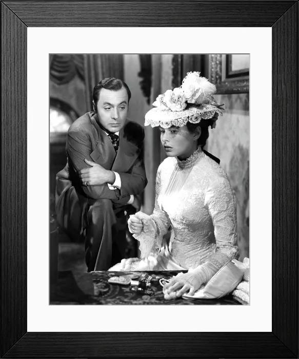 Framed Print : GASLIGHT, Charles Boyer, Ingrid Bergman, 1944