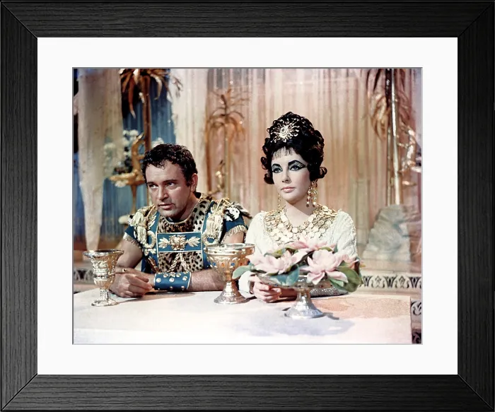 Framed Print : CLEOPATRA, Richard Burton and Elizabeth Taylor, 1963. 20th Century Fox / Courtesy of Everett Collection