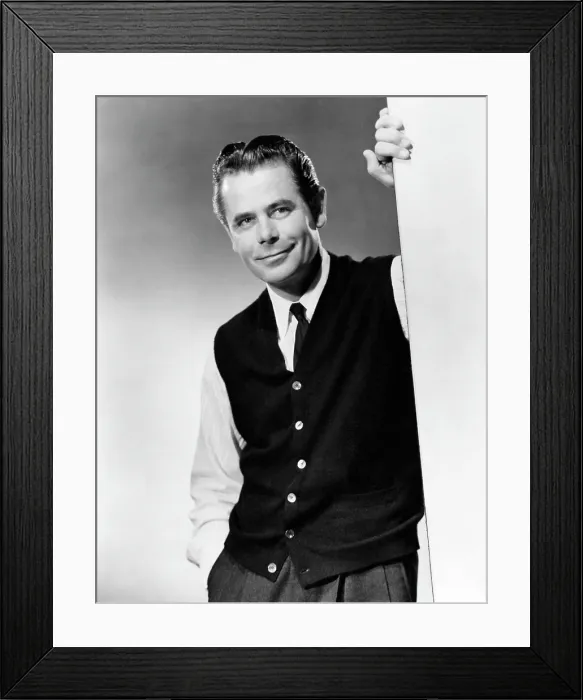 Framed Print : INTERRUPTED MELODY, Glenn Ford, 1955