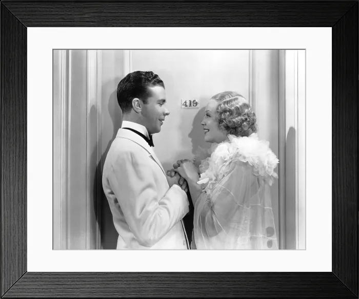 Framed Print : GOLD DIGGERS OF 1935, Dick Powell, Gloria Stuart, 1935 Framed Print : GOLD DIGGERS OF 1935, Dick Powell, Gloria Stuart, 1935