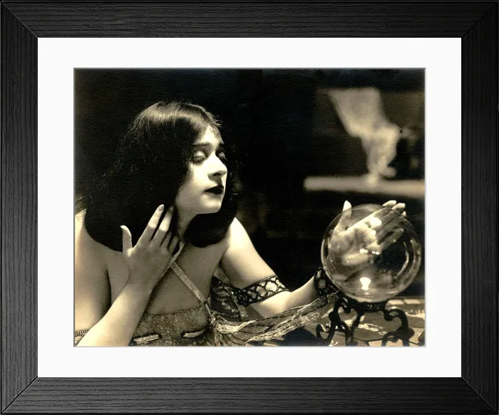 Framed Print : CLEOPATRA, Theda Bara, 1917, TM and copyright 20th Century Fox Film Corp. All rights reserved / Courtesy: Everett Collection Framed Print : CLEOPATRA, Theda Bara, 1917, TM and copyright 20th Century Fox Film Corp. All rights reserved / Courtesy: Everett Collection