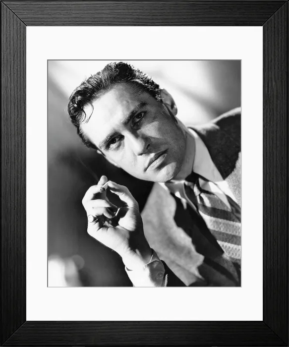 Framed Print : STAGE FRIGHT, Richard Todd, 1950