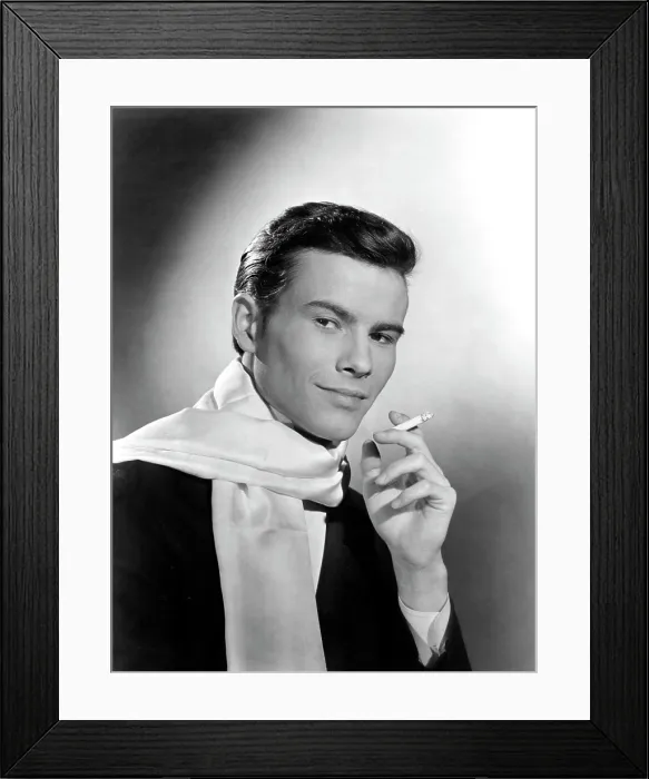 Framed Print : THE CONFESSIONS OF FELIX KRULL, (aka BEKENNTNISSE DES HOCHSTAPLERS FELIX KRULL), Horst Buchholz, 1957