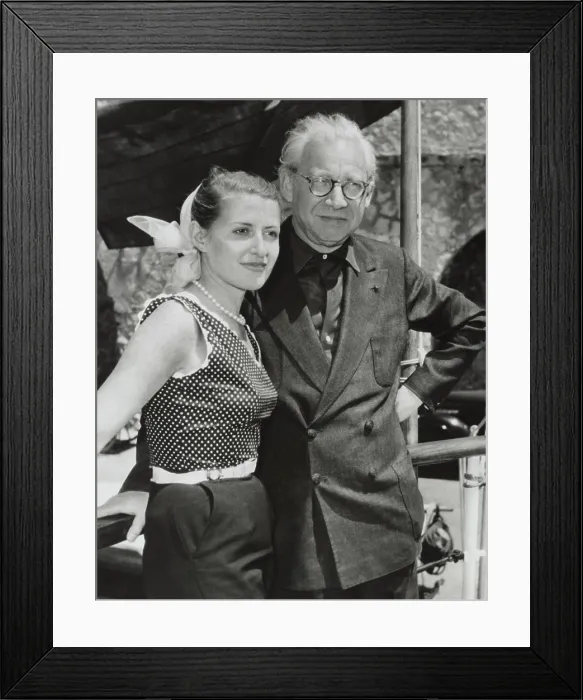 Framed Print : Film producer, Sir Alexander Korda with his fiancee Alexandra Boycun, June 3, 1953 Framed Print : Film producer, Sir Alexander Korda with his fiancee Alexandra Boycun, June 3, 1953