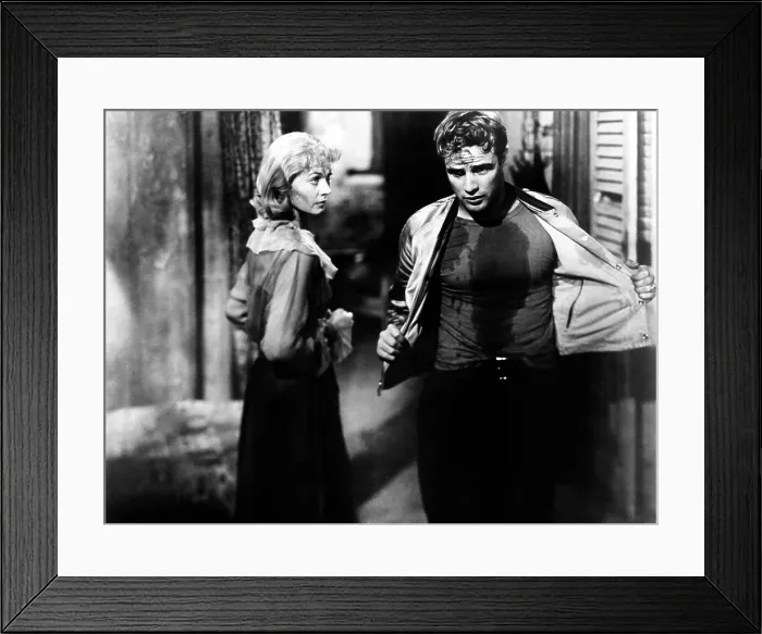 Framed Print : A STREETCAR NAMED DESIRE, Vivien Leigh, Marlon Brando, 1951