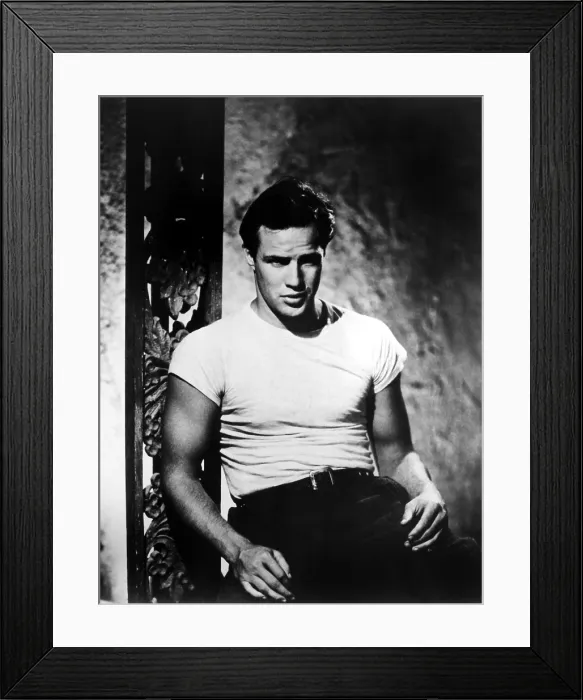 Framed Print : A STREETCAR NAMED DESIRE, Marlon Brando, 1951